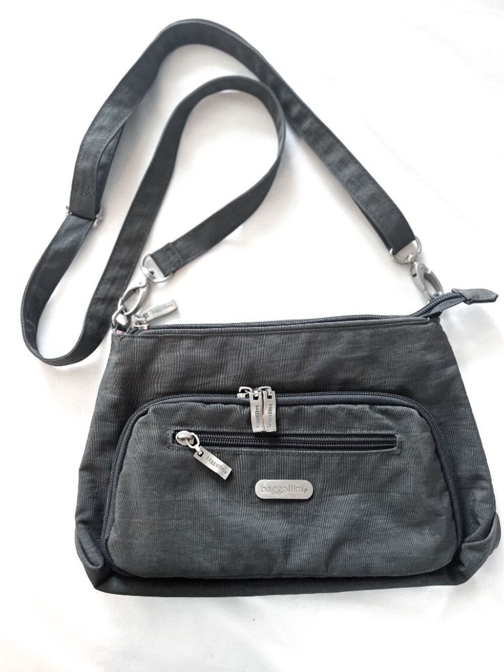 Baggallini Original Everyday Crossbody Bag Gray Pink Lining